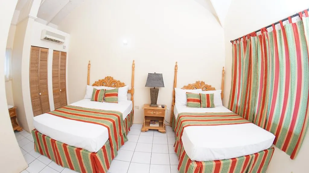 Tamboo Resort Νεγκρίλ
