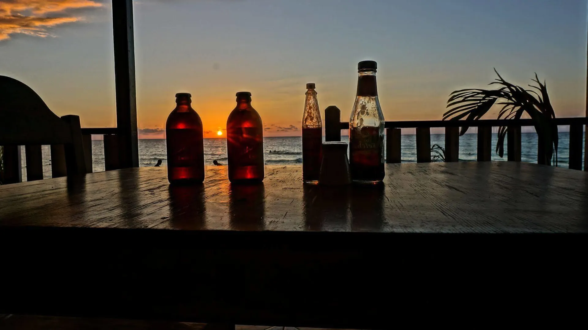 Ξενοδοχείο Tamboo Resort Νεγκρίλ