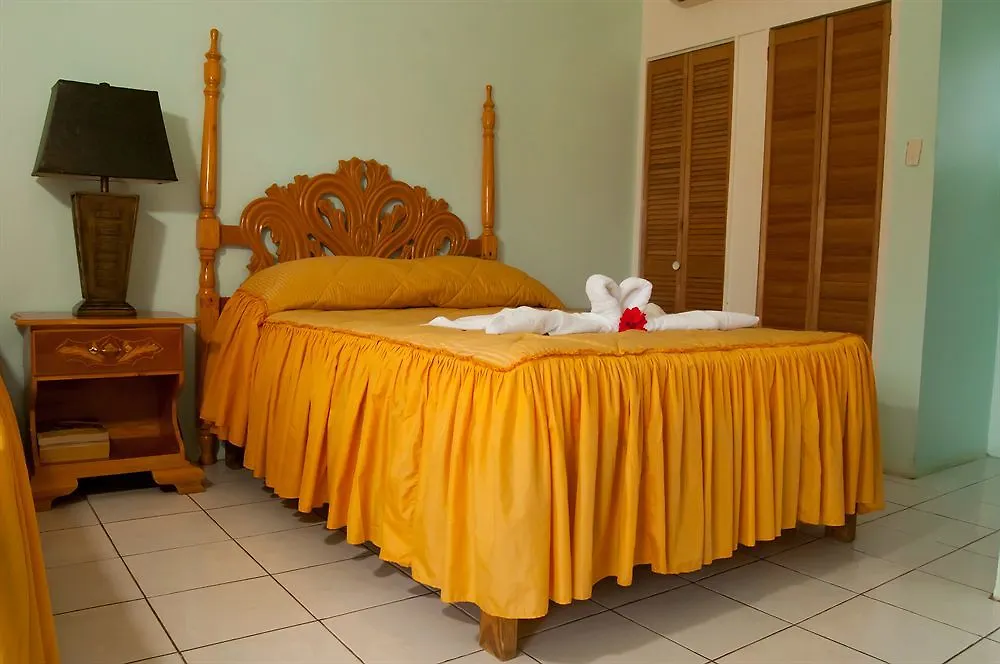 **** Hotel Tamboo Resort Negril Jamaica