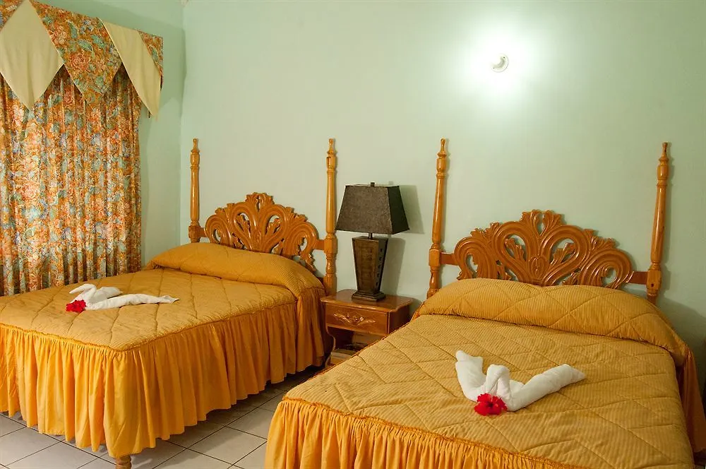 Tamboo Resort Negril